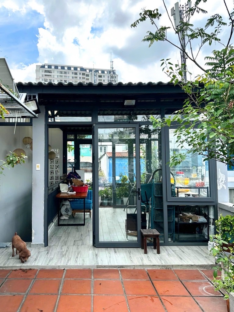 VỚI TÀI CHÍNH 11.2 TỶ CÓ NGAY CĂN NHÀ NGANG BỀ THẾ THUỘC TRUNG TÂM Q4- ĐƯỜNG BẾN VÂN ĐỒN- THÔNG RA - Ảnh 3